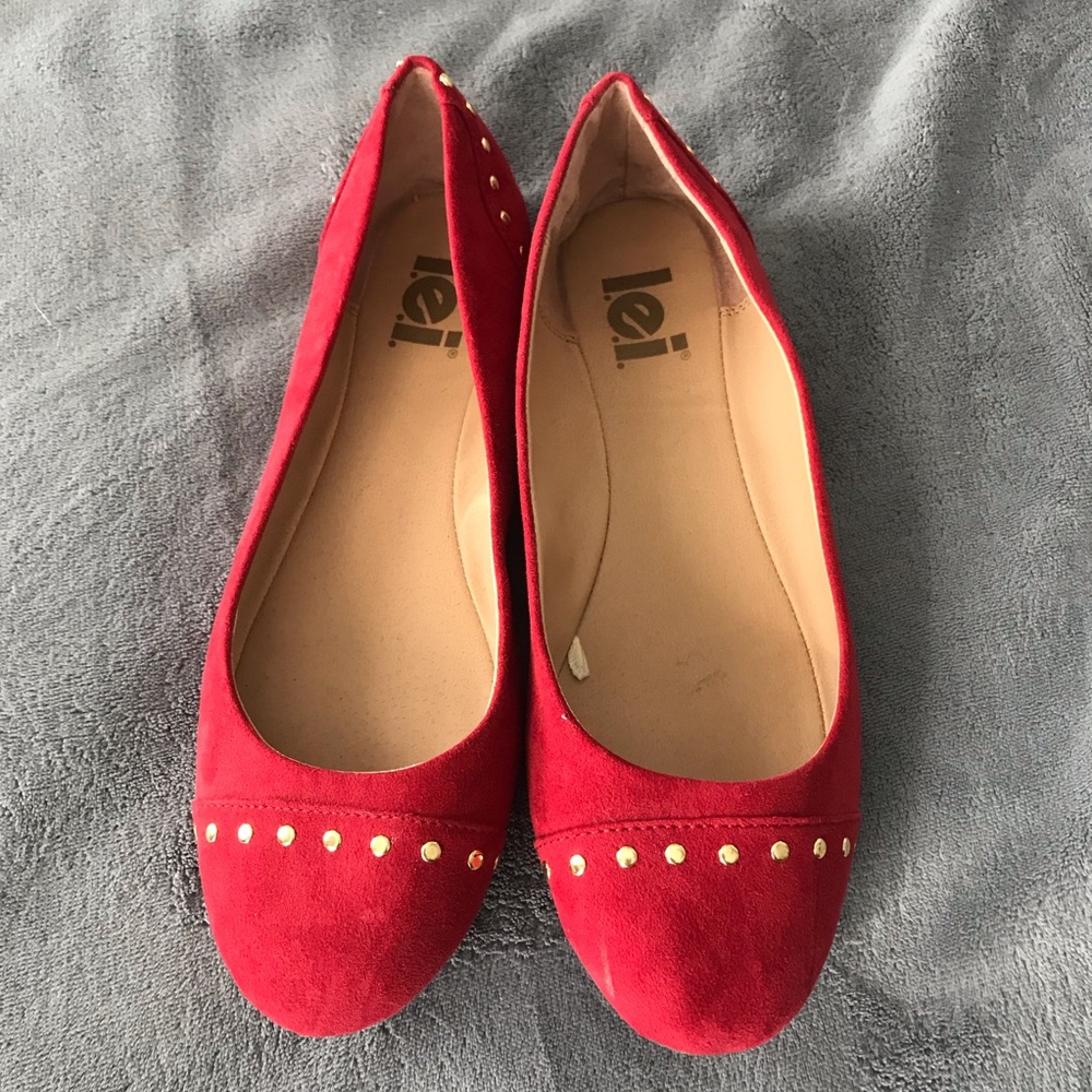 LEI Red Flats